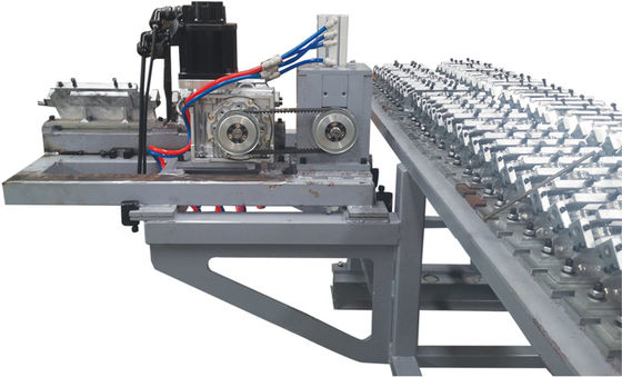 قطر السلك 2-4mm 7t آلة لحام شبكة الأسلاك CNC نظام التحكم المؤازر