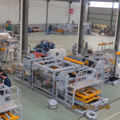 دقة 0.01mm 250KVA سياج شبكة آلة لحام الانحناء التلقائي 3D