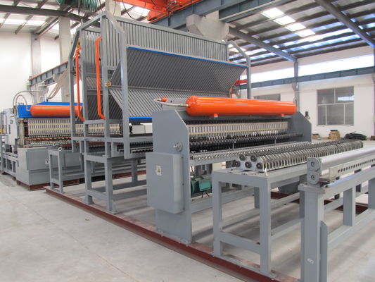 Cnc التلقائي بالكامل Brc 50 * 50mm آلة لحام شبكة البناء